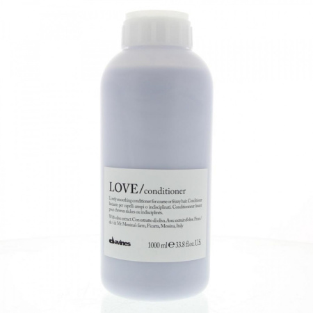 Davines Essential Haircare Love Smoothing Conditioner - Кондиционер, разглаживающий завиток