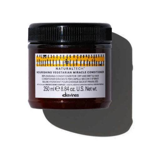 Davines Natural Tech Nourishing Vegetarian Miracle Conditioner - Питательный кондиционер Вегетарианское чудо 250 мл